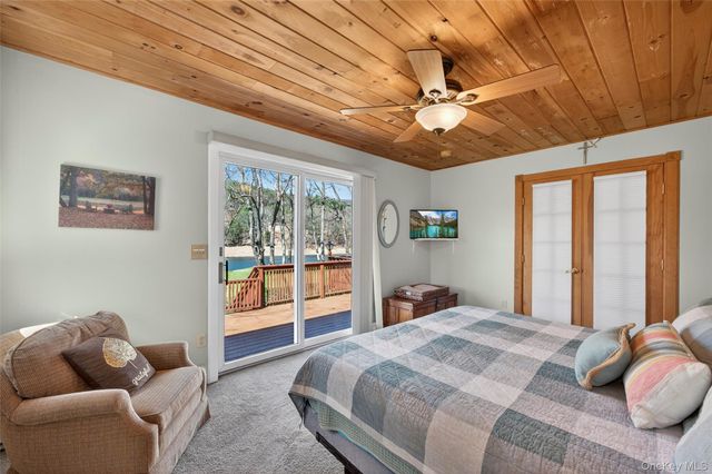 19 Arrowhead Lane, Narrowsburg, NY 12764