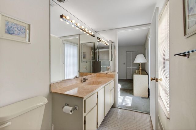 14500 Stirling Way 206, Delray Beach, FL 33446