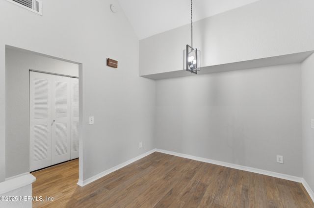 13700 RICHMOND PARK Drive N 607, Jacksonville, FL 32224