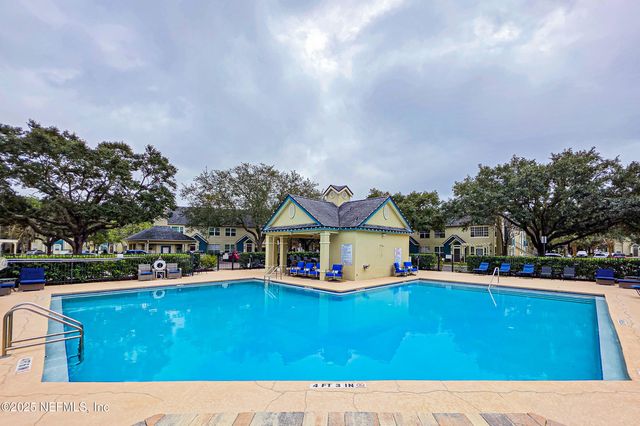 13700 RICHMOND PARK Drive N 607, Jacksonville, FL 32224