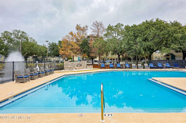 13700 RICHMOND PARK Drive N 607, Jacksonville, FL 32224