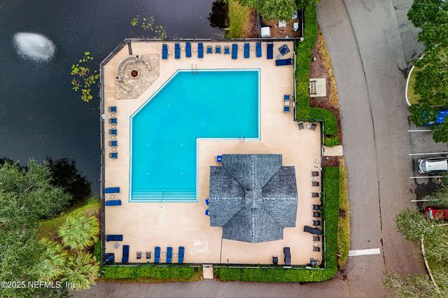 13700 RICHMOND PARK Drive N 607, Jacksonville, FL 32224