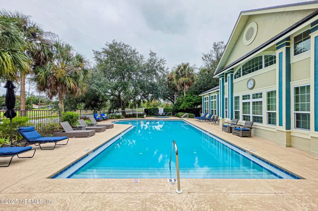 13700 RICHMOND PARK Drive N 607, Jacksonville, FL 32224