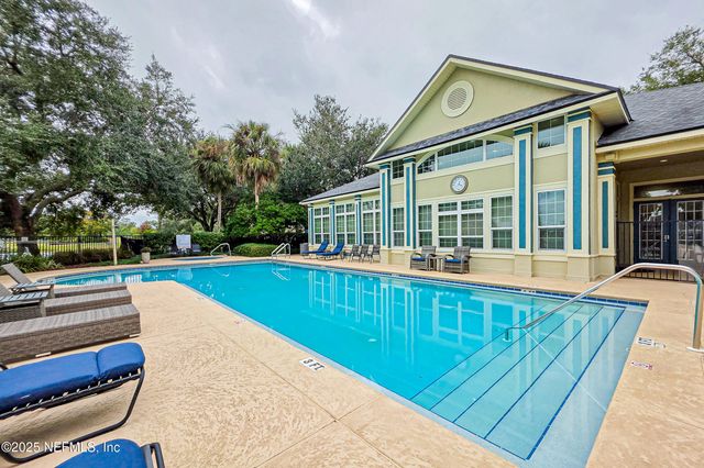 13700 RICHMOND PARK Drive N 607, Jacksonville, FL 32224