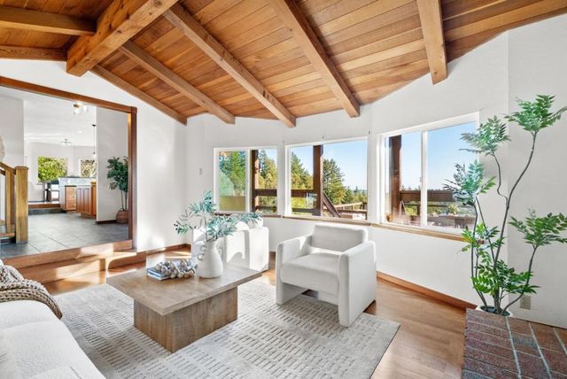 555 Bohnen Road, Santa Cruz, CA 95065