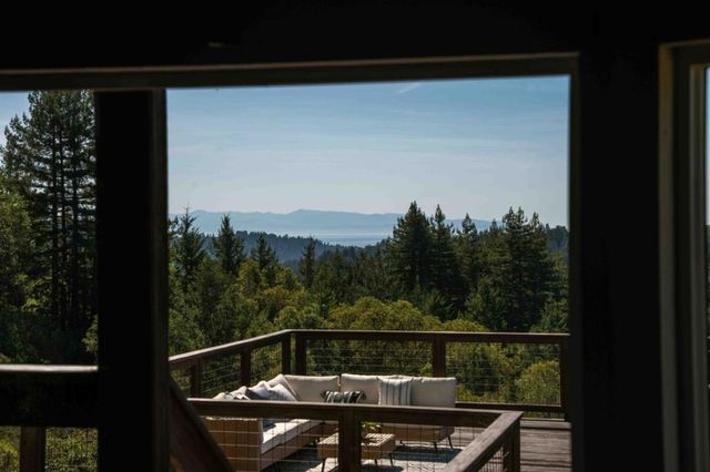 555 Bohnen Road, Santa Cruz, CA 95065