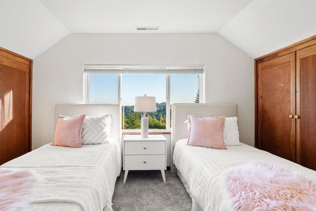 555 Bohnen Road, Santa Cruz, CA 95065