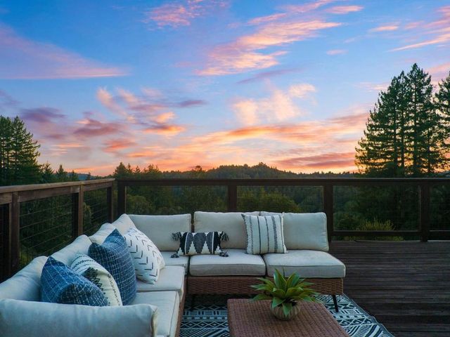 555 Bohnen Road, Santa Cruz, CA 95065