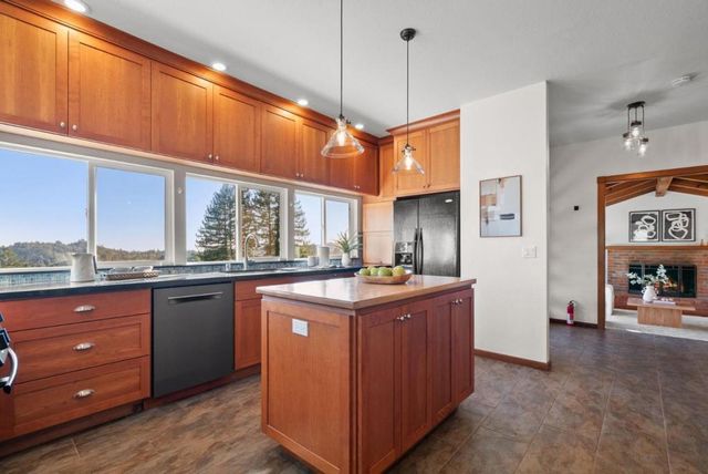 555 Bohnen Road, Santa Cruz, CA 95065