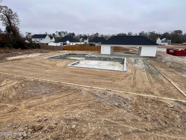 257 W Broughton Lane, Rocky Point, NC 28457