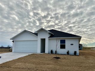 1030 Rently Street, Prairie Grove, AR 72753