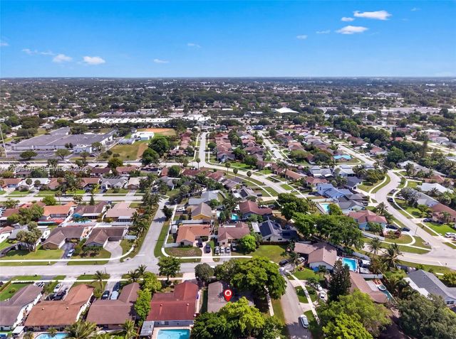 7508 SW 6th Court, North Lauderdale, FL 33068
