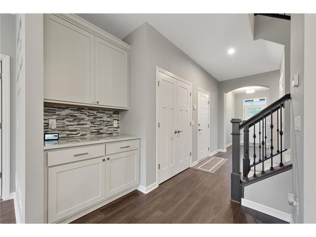 5632 Jarett Court NE, Prior Lake, MN 55372