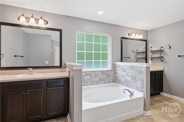 1295 Peacock Trail, Hinesville, GA 31313