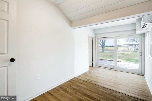 7047 LINCOLN HWY W, Thomasville, PA 17364