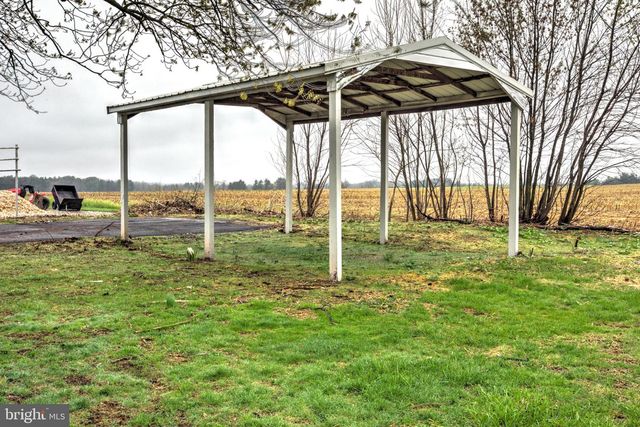 7047 LINCOLN HWY W, Thomasville, PA 17364