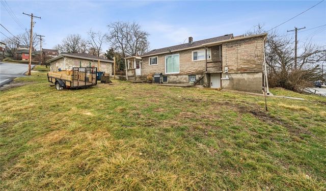 4430 Bowes Ave, West Mifflin, PA 15122