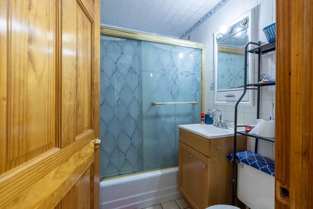 1145 White Rock AVENUE, Waukesha, WI 53186