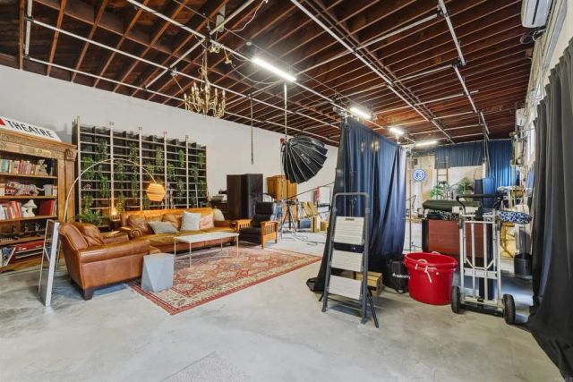 3065 Reynard, San Diego, CA 92103