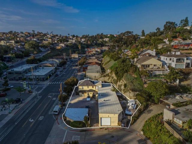 3065 Reynard, San Diego, CA 92103