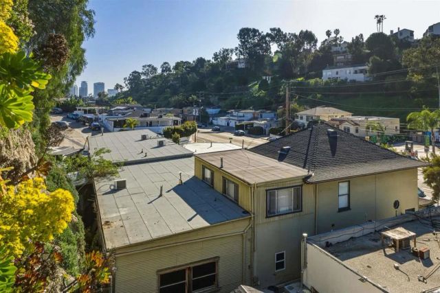 3065 Reynard, San Diego, CA 92103