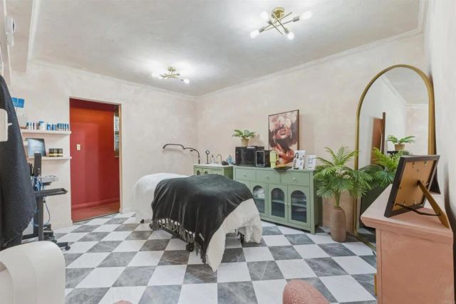 3065 Reynard, San Diego, CA 92103