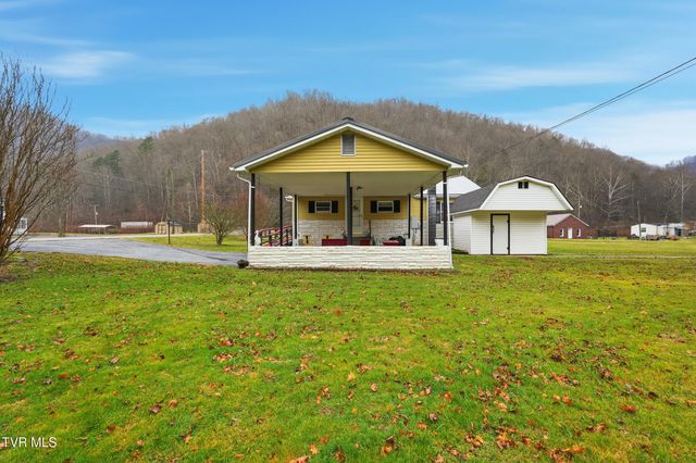 11413 Lyons Fork, Coeburn, VA 24230