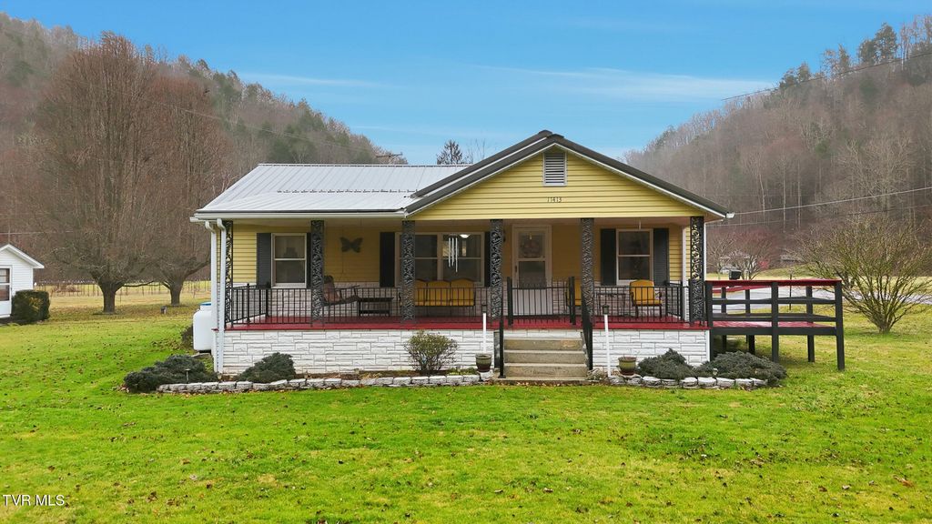 11413 Lyons Fork, Coeburn, VA 24230