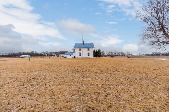 12596 E 200th Street, Orion, IL 61273