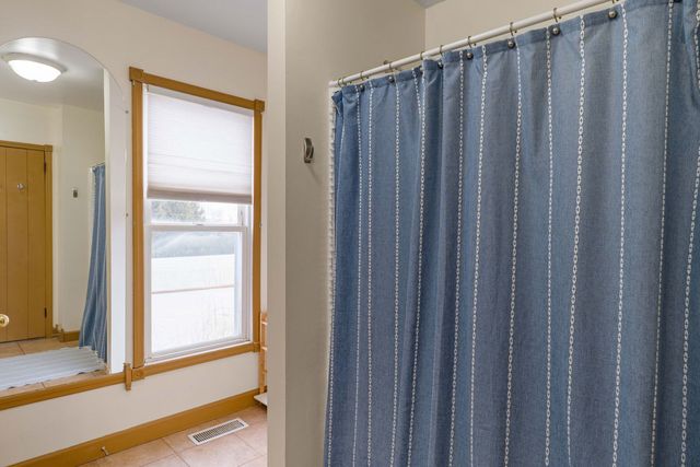 12596 E 200th Street, Orion, IL 61273