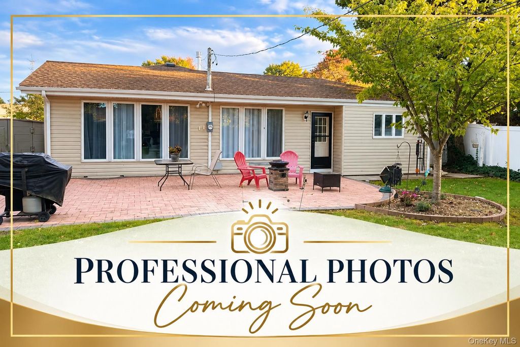4 Primrose Avenue, Hicksville, NY 11801 — exterior