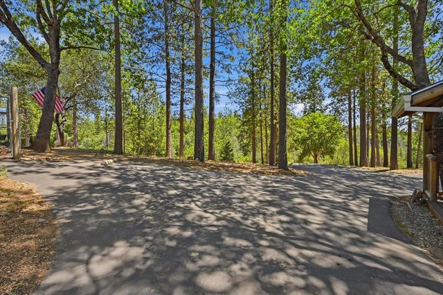 11791 Vicki Dr, North San Juan, CA 95960