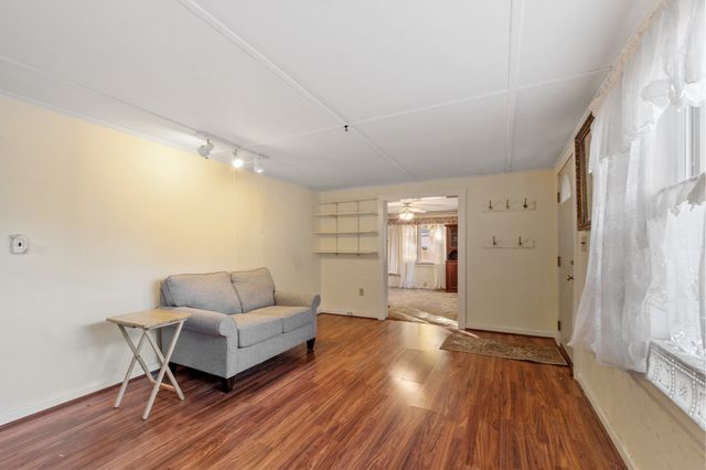 562 Union Street, Leominster, MA 01453