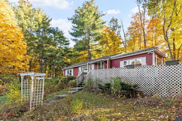 562 Union Street, Leominster, MA 01453