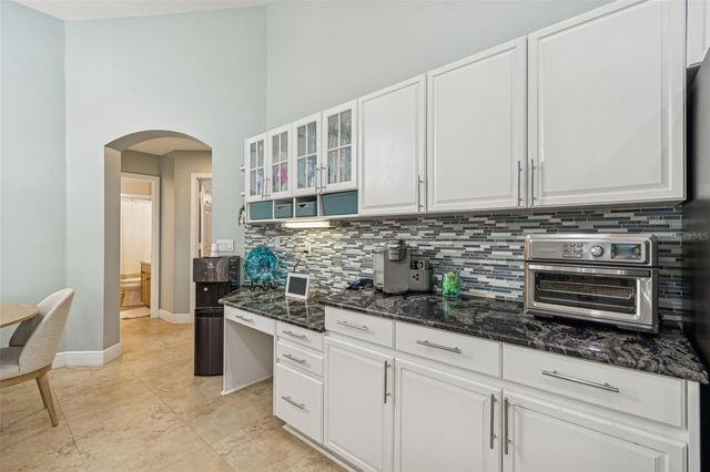 10122 WHISPER POINTE DRIVE, Tampa, FL 33647