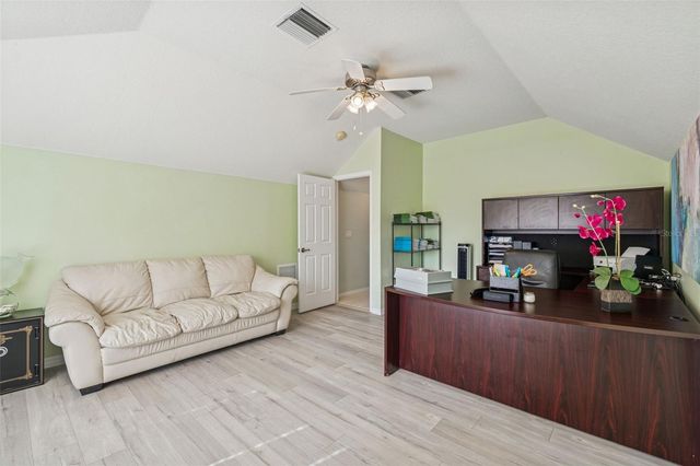 10122 WHISPER POINTE DRIVE, Tampa, FL 33647