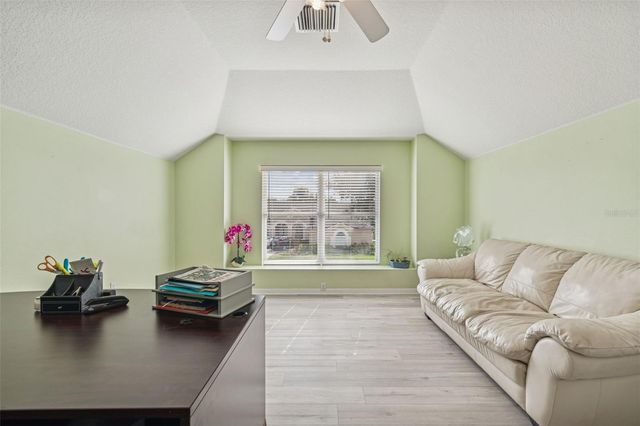 10122 WHISPER POINTE DRIVE, Tampa, FL 33647