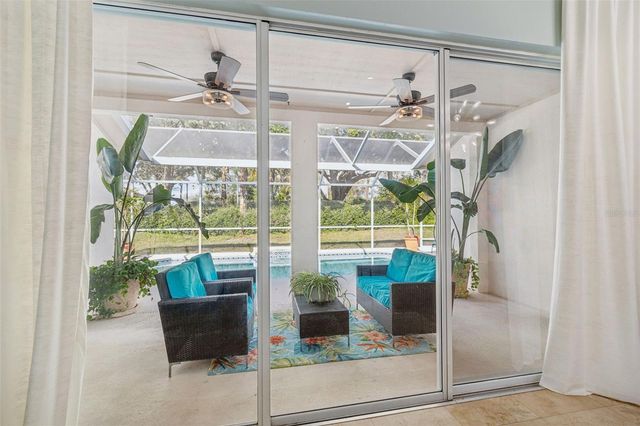 10122 WHISPER POINTE DRIVE, Tampa, FL 33647