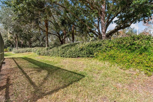 10122 WHISPER POINTE DRIVE, Tampa, FL 33647