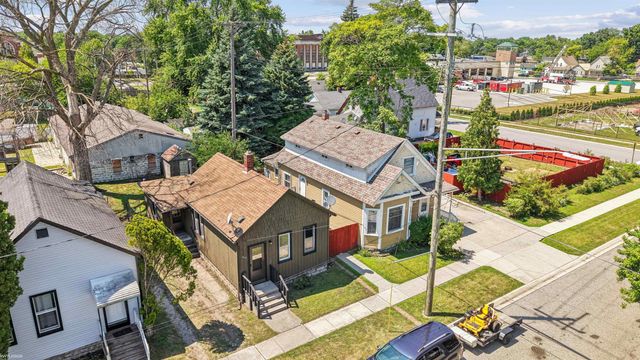 1513 9th Street, Port Huron, MI 48060