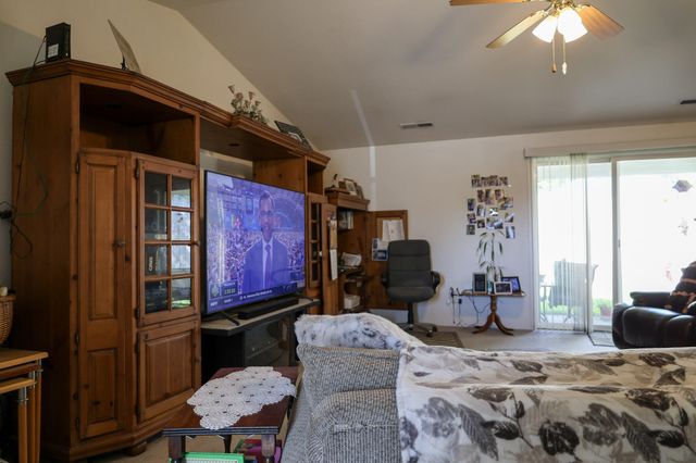 17 Blue Heron Court, Eagle Point, OR 97524