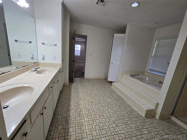 111 Easthaven Road B, Montgomery, AL 36109