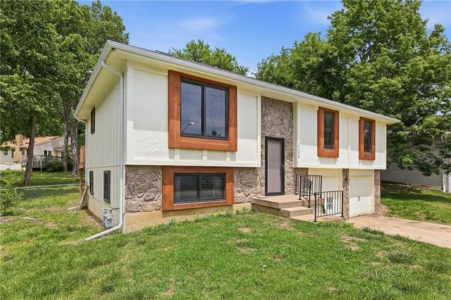 14208 W 63rd Street, Shawnee, KS 66216