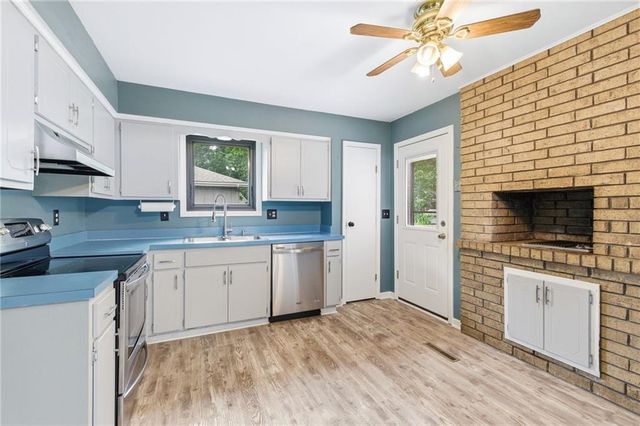 14208 W 63rd Street, Shawnee, KS 66216
