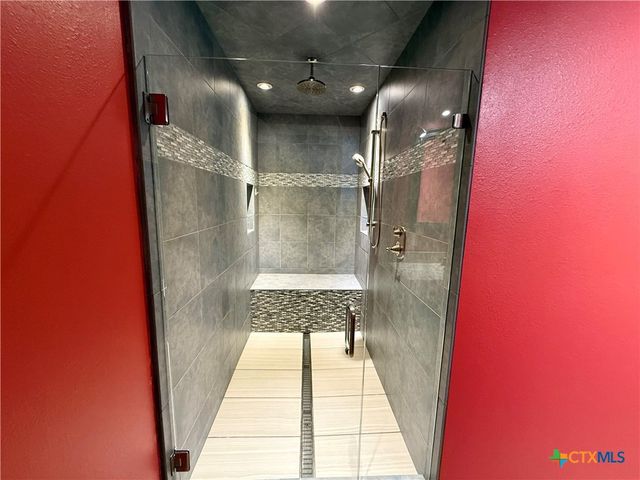 1112 W Dallas Avenue, Seadrift, TX 77983