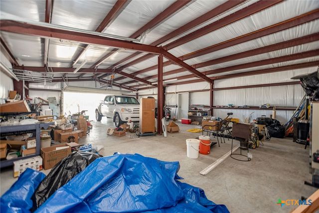 1112 W Dallas Avenue, Seadrift, TX 77983