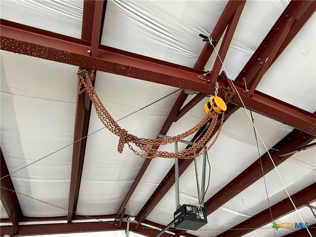 1112 W Dallas Avenue, Seadrift, TX 77983