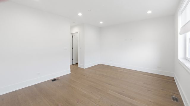 6227 D S Ellis Avenue, Chicago, IL 60637