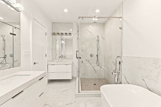 6227 D S Ellis Avenue, Chicago, IL 60637