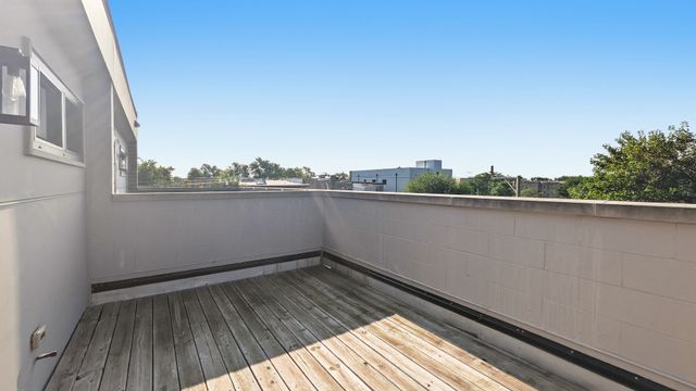 6227 D S Ellis Avenue, Chicago, IL 60637
